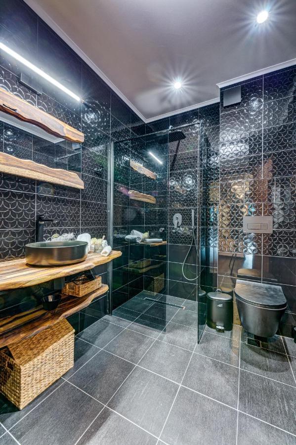 Black Box Studio Смолян Экстерьер фото